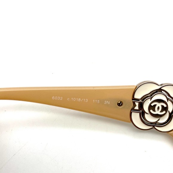 CHANEL Brown Gradient Butterfly Sunglasses main image 14
